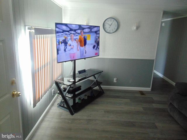 69 ELMWOOD AVE ELMWOOD AVE, Gloucester City, NJ 08030