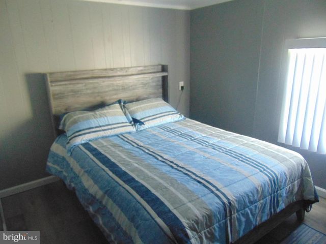 69 ELMWOOD AVE ELMWOOD AVE, Gloucester City, NJ 08030