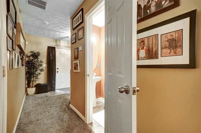 2826 Vining Ridge, Decatur, GA 30034