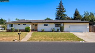1394 El Camino Dr, Clayton, CA 94517