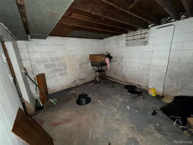 18434 Vaughan Street, Detroit, MI 48219