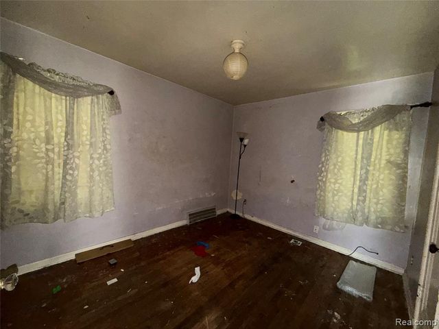 18434 Vaughan Street, Detroit, MI 48219