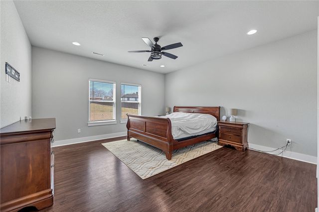 11775 Giles Road, Farmington, AR 72730