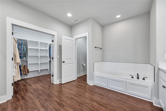 11775 Giles Road, Farmington, AR 72730