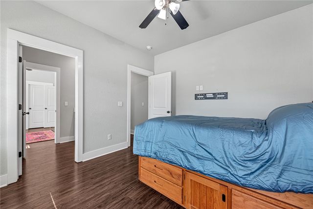 11775 Giles Road, Farmington, AR 72730