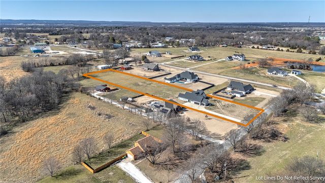 11775 Giles Road, Farmington, AR 72730