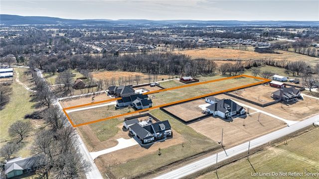 11775 Giles Road, Farmington, AR 72730