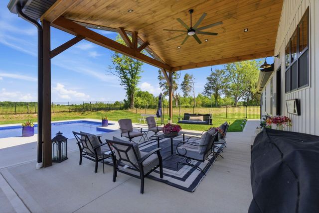 80 Leatherwood Lane, Nicholasville, KY 40356