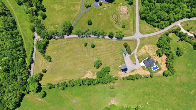 80 Leatherwood Lane, Nicholasville, KY 40356