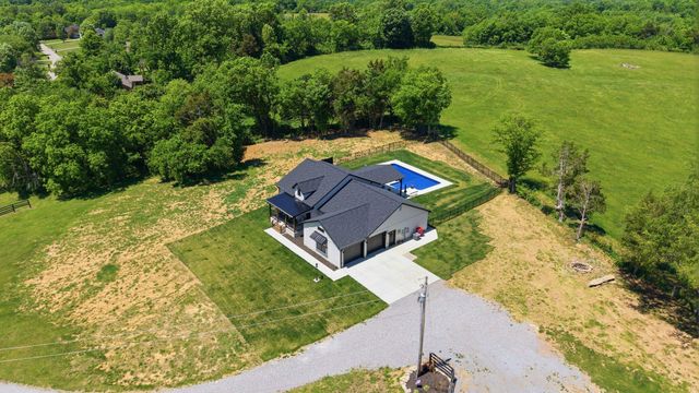 80 Leatherwood Lane, Nicholasville, KY 40356