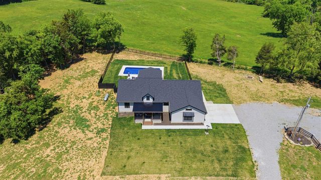 80 Leatherwood Lane, Nicholasville, KY 40356