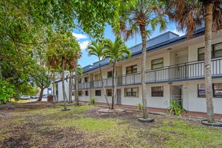 510 W Park Drive 104-3, Miami, FL 33172