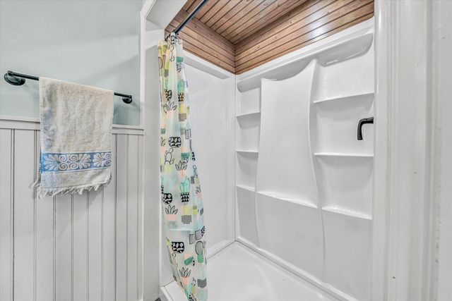 90 CAMPBELLWOOD RD, Boones Mill, VA 24065