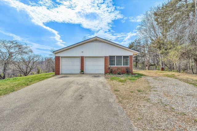 90 CAMPBELLWOOD RD, Boones Mill, VA 24065