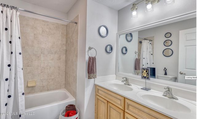 1282 W Beach Boulevard, 201, Biloxi, MS 39530