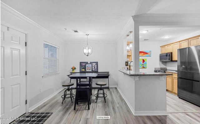 1282 W Beach Boulevard, 201, Biloxi, MS 39530