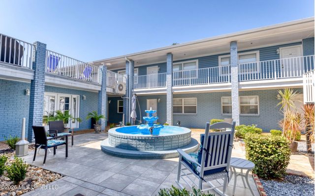 1282 W Beach Boulevard, 201, Biloxi, MS 39530
