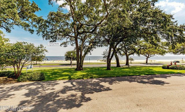 1282 W Beach Boulevard, 201, Biloxi, MS 39530