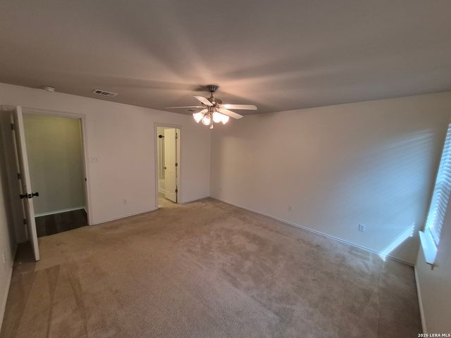 216 HEREFORD ST, Cibolo, TX 78108