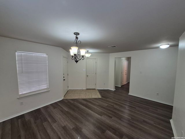 216 HEREFORD ST, Cibolo, TX 78108