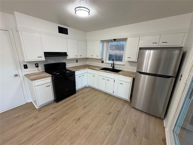 912 NE Katherine Place, Oklahoma City, OK 73114