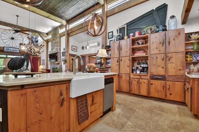 112 Loving Meadows Lane, Morganton, GA 30560
