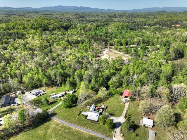 112 Loving Meadows Lane, Morganton, GA 30560