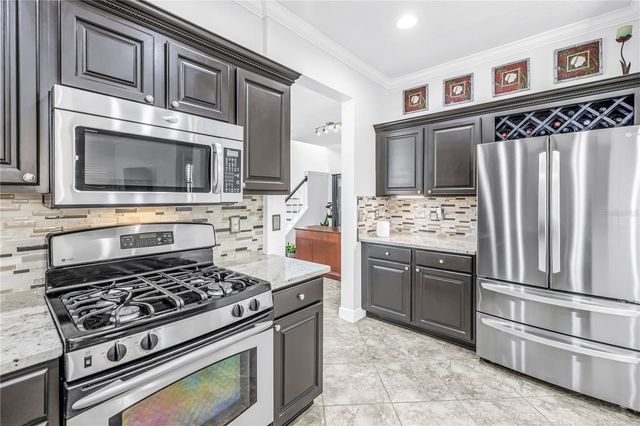 14652 BOURNEMOUTH ROAD, Tampa, FL 33626