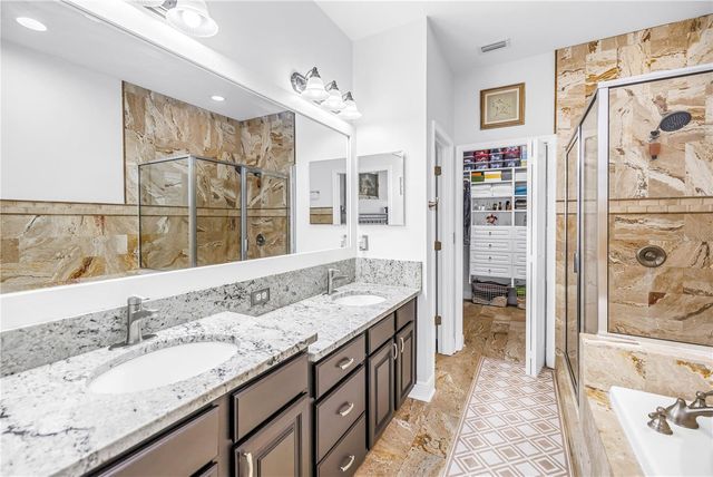 14652 BOURNEMOUTH ROAD, Tampa, FL 33626