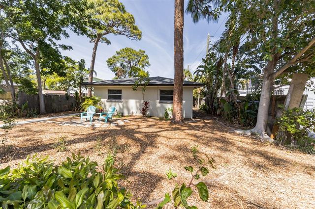 418 LEBEAU STREET, Clearwater, FL 33755