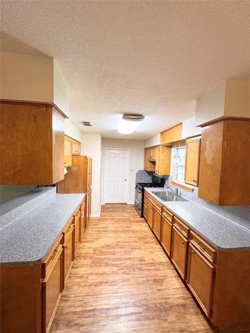 10991 Gilmore Rd, Cleveland, TX 77328