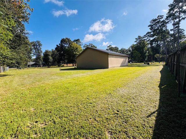 10991 Gilmore Rd, Cleveland, TX 77328