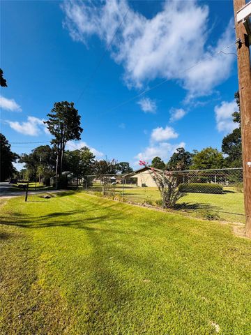 10991 Gilmore Rd, Cleveland, TX 77328