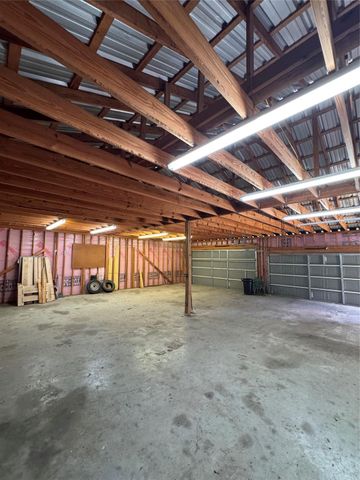 10991 Gilmore Rd, Cleveland, TX 77328