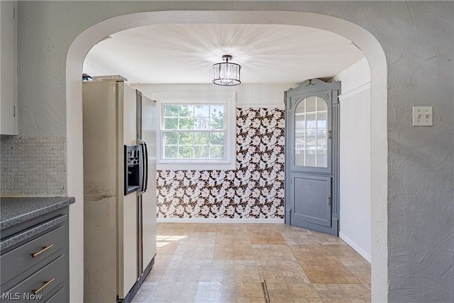 2597 Christensen Avenue, Akron, OH 44314