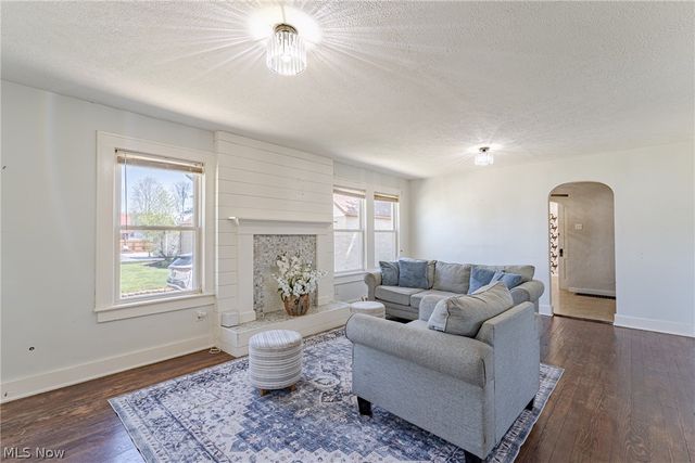 2597 Christensen Avenue, Akron, OH 44314