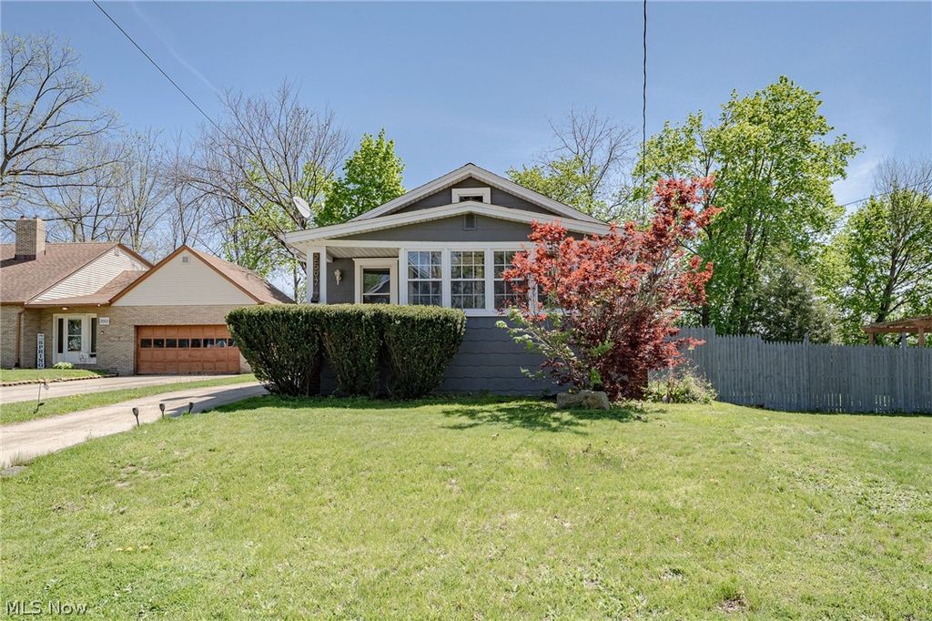 2597 Christensen Avenue, Akron, OH 44314