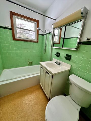 528 MARTHA Drive, Meadville, PA 16335