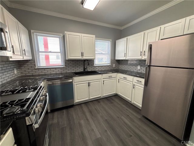 208 Westcott Street, Syracuse, NY 13210