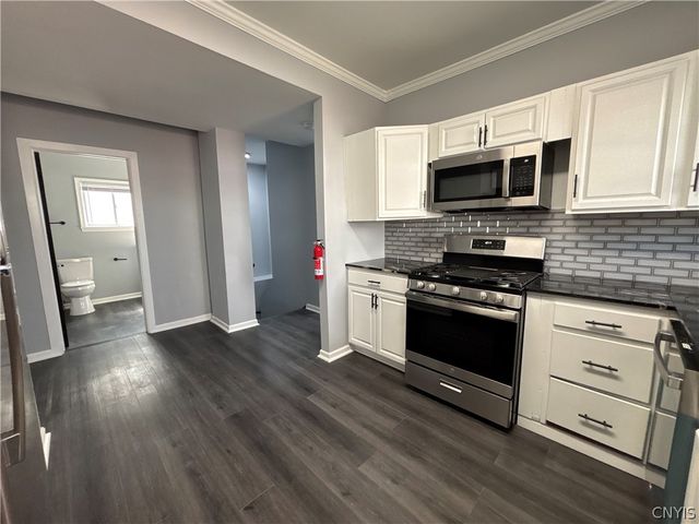 208 Westcott Street, Syracuse, NY 13210
