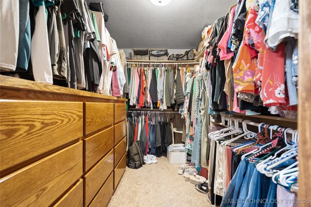 1661 Frontier, Ardmore, OK 73401