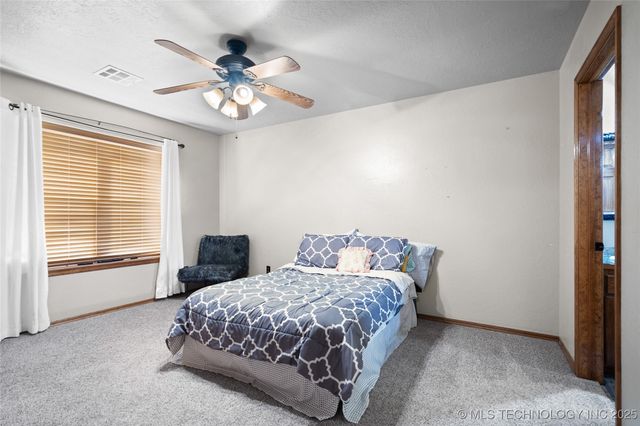 1661 Frontier, Ardmore, OK 73401