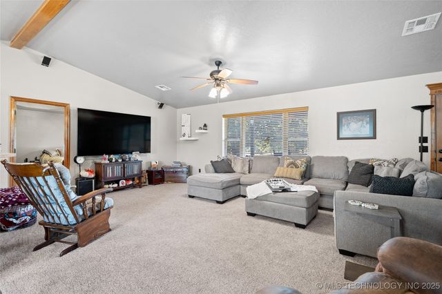 1661 Frontier, Ardmore, OK 73401