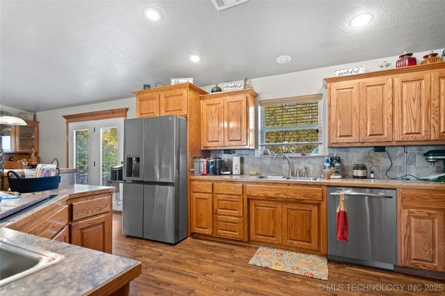 1661 Frontier, Ardmore, OK 73401