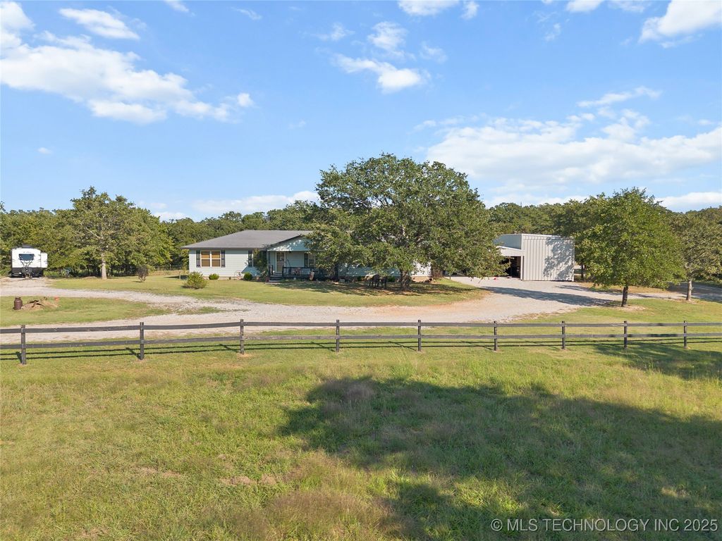 1661 Frontier, Ardmore, OK 73401