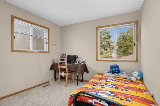 15822 Griffon Path, Apple Valley, MN 55124