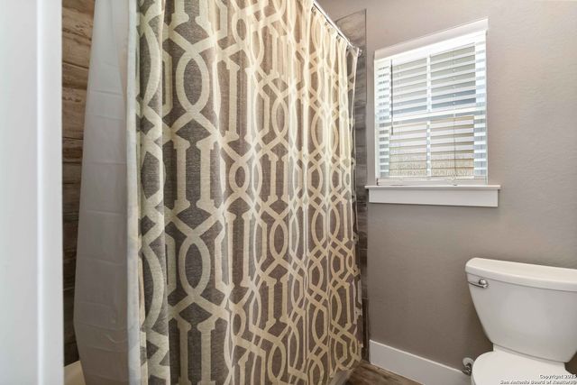 645 Cambridge, New Braunfels, TX 78132