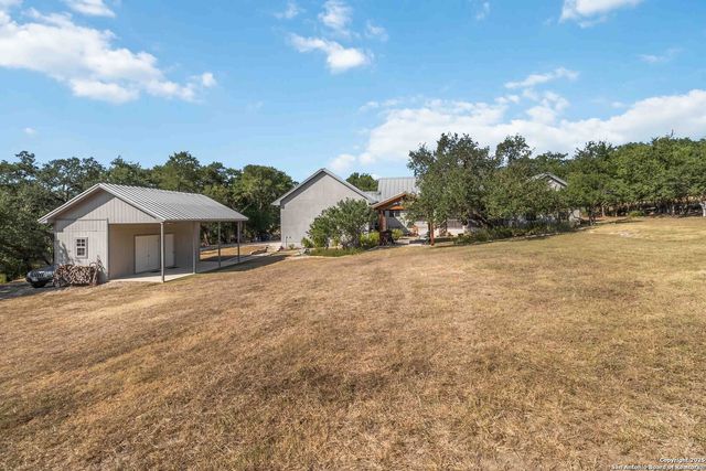 645 Cambridge, New Braunfels, TX 78132