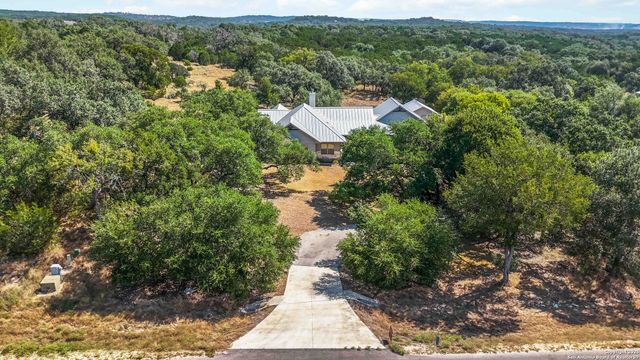 645 Cambridge, New Braunfels, TX 78132