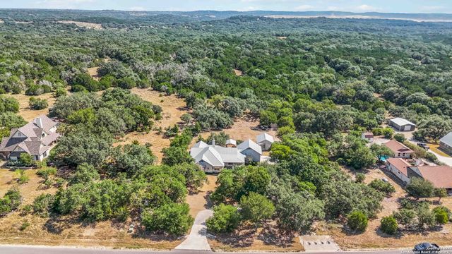 645 Cambridge, New Braunfels, TX 78132